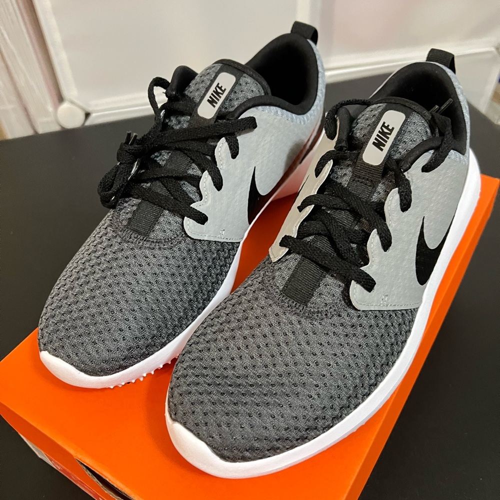 Nike Roshe G Women's Golf Shoes | Sz 9 & 9.5 | Anthracite/Particle Grey/Black